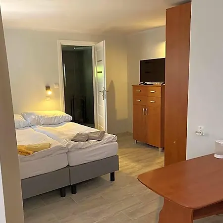 Bartosz فندق مبيت وإفطار 3*